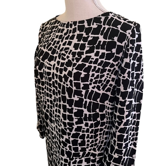 Tahari ASL Black and White Animal Print 3/4 Sleeve Sheath Dress 2 - Picture 5 of 11
